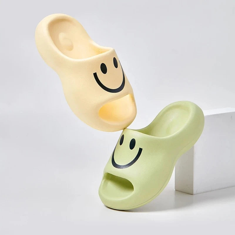 Smile Face Slippers - Cute Smiling Print Slides