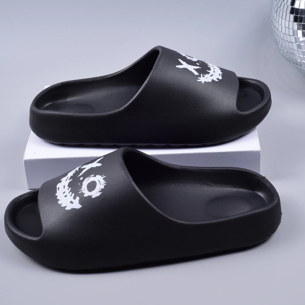 Smile Slippers - XO Smiley Couple Slides