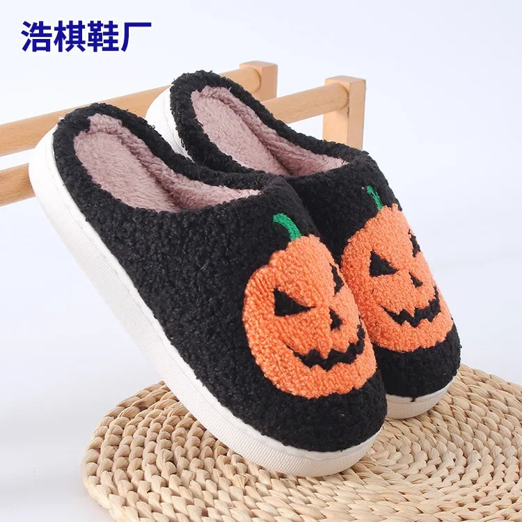 Halloween bad smile skull slippers